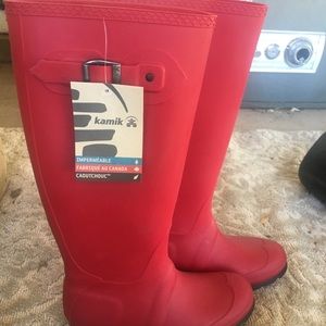 Kamik rain boots new with tags